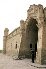 mausoleum Arystan Baba.jpg